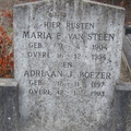 boezer.a.j. 1897-1993 steen.van.m.e. 1904-1954 g.