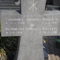 kanters.h.c 1919-1998 broeders.t.j 1920-1993 g