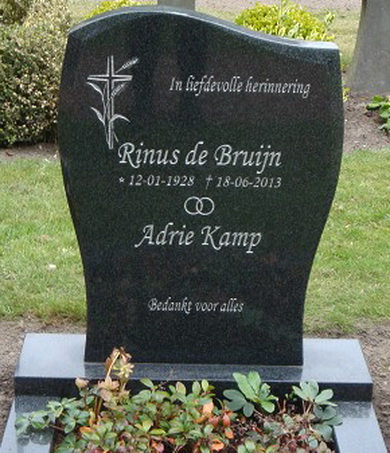 bruijn.de.rinus_1928-2013_kamp.adrie_g..jpg