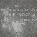 boons.corrie_1928-2000_grafsteen